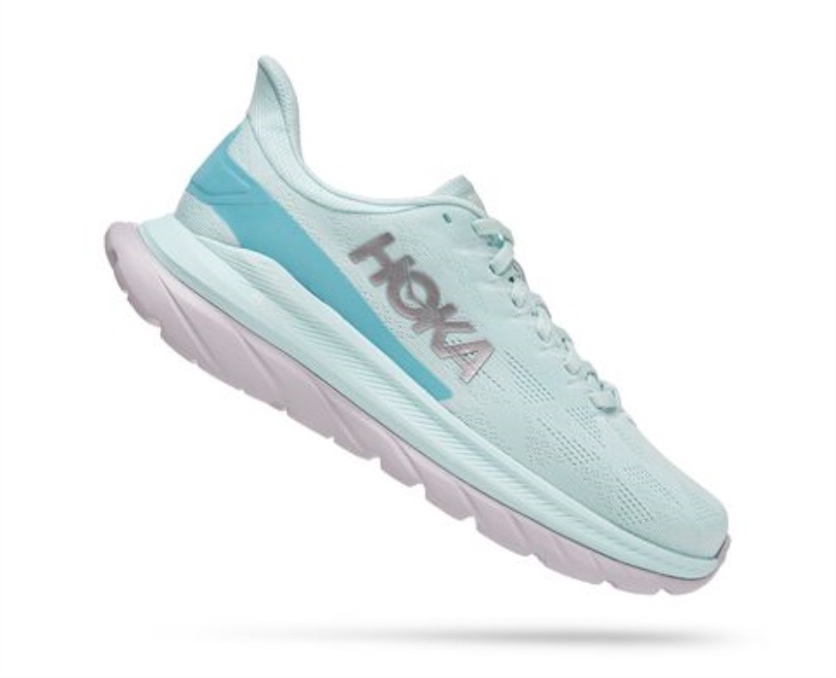 Hoka Mach 4 Küstenschirm Aus Blauem Glas