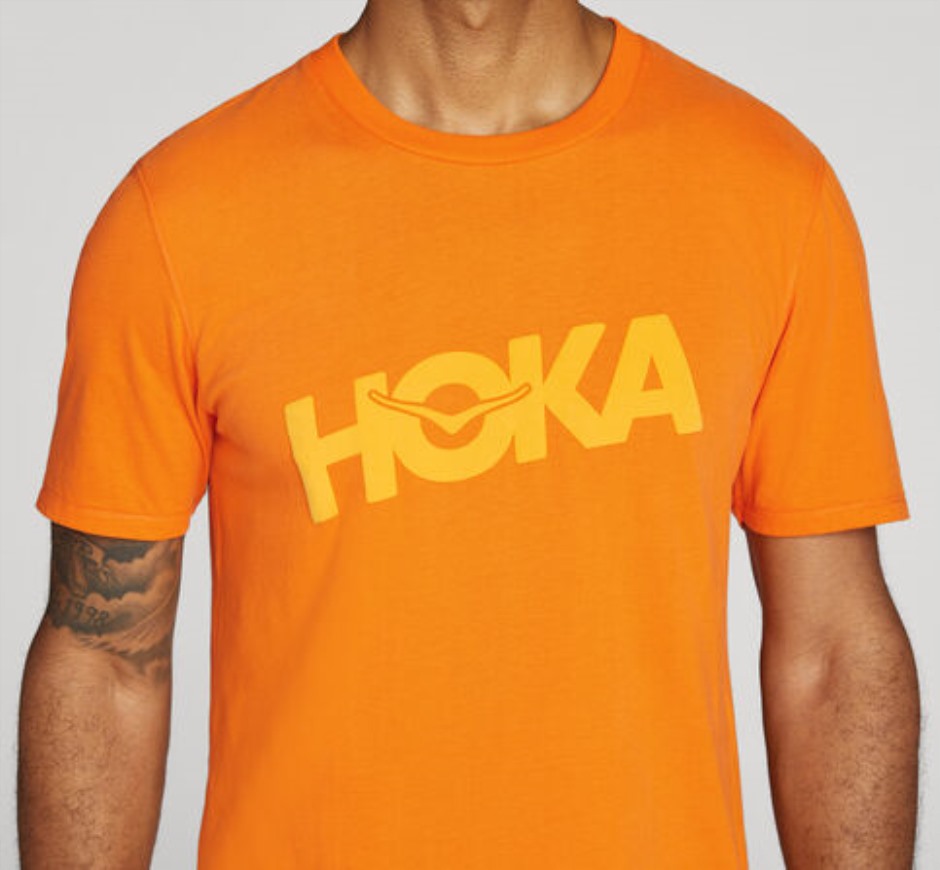 Ganztägiger Tee Gibt Kaki-Orange