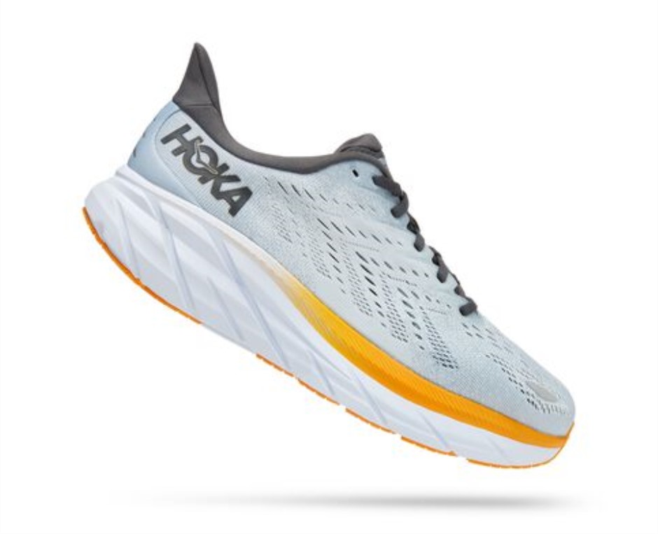 Hoka Clifton 8 Blauer Nebel Freiluft