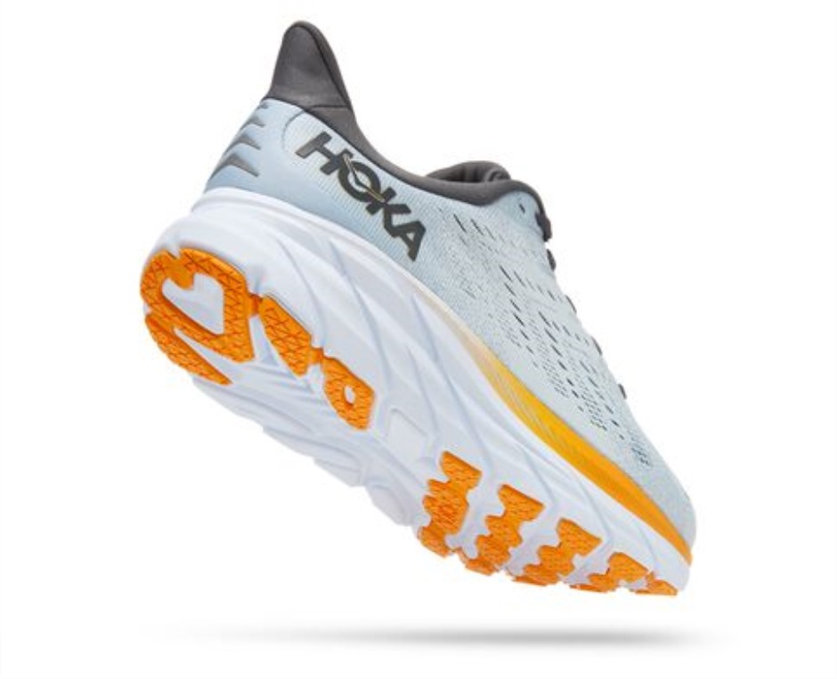 Hoka Clifton 8 Blauer Nebel Freiluft