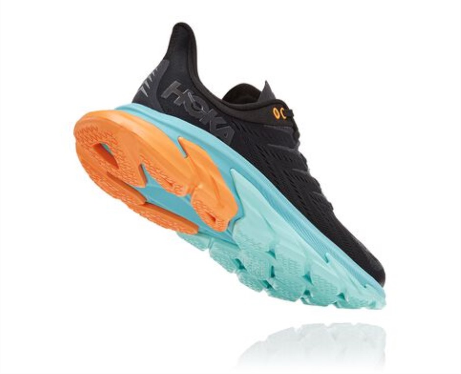 Hoka Clifton Edge Schwarzes Aquarell