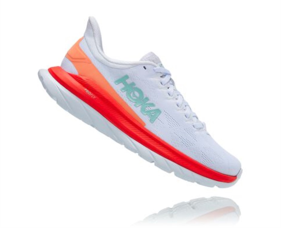 Hoka Mach 4 Weiße Fiesta